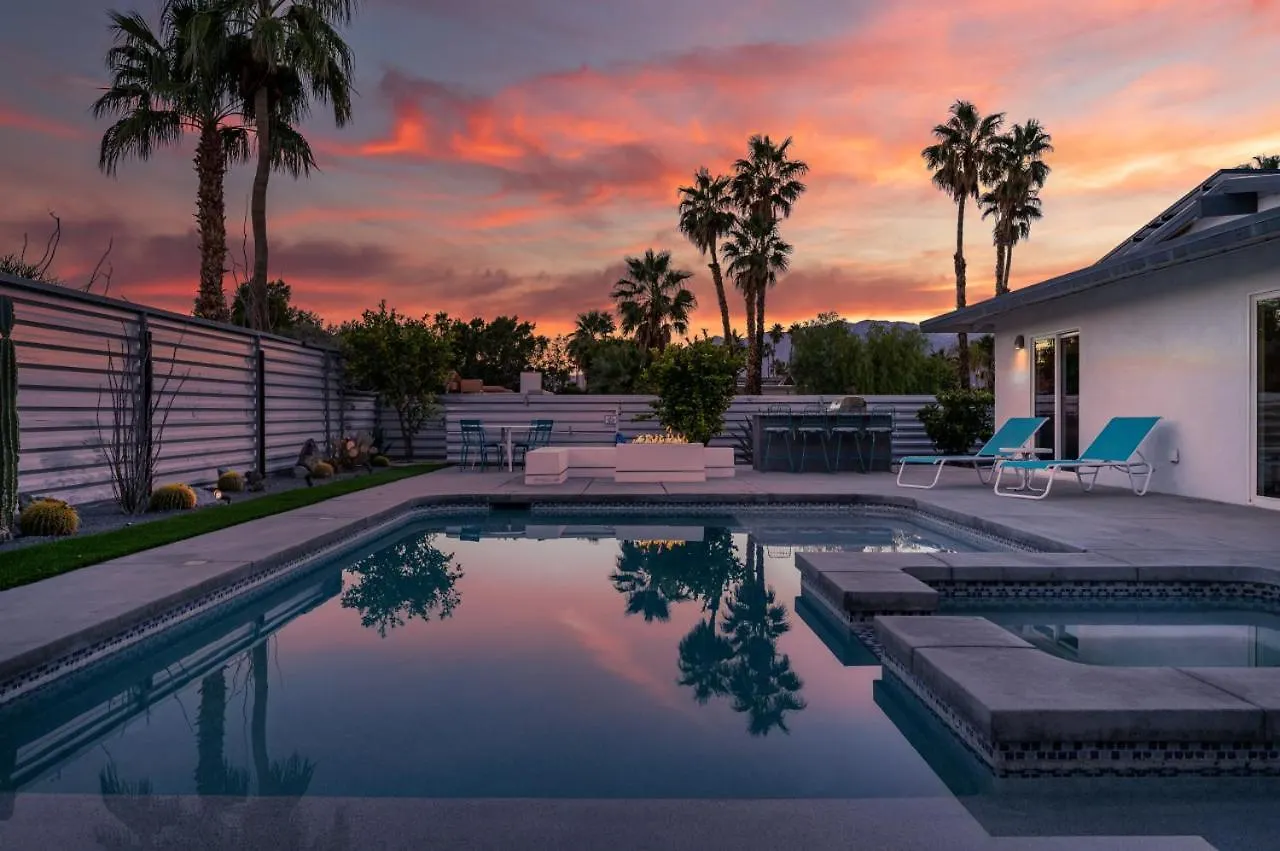 Villa Mosaic Vibrant Palm Springs Retreat 0*,  United States