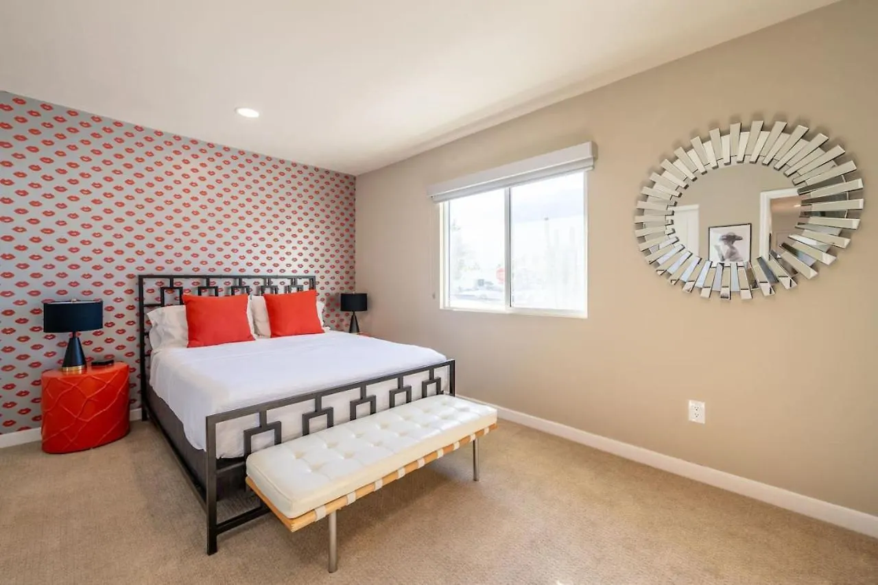 Villa Mosaic Vibrant Palm Springs Retreat Holiday home