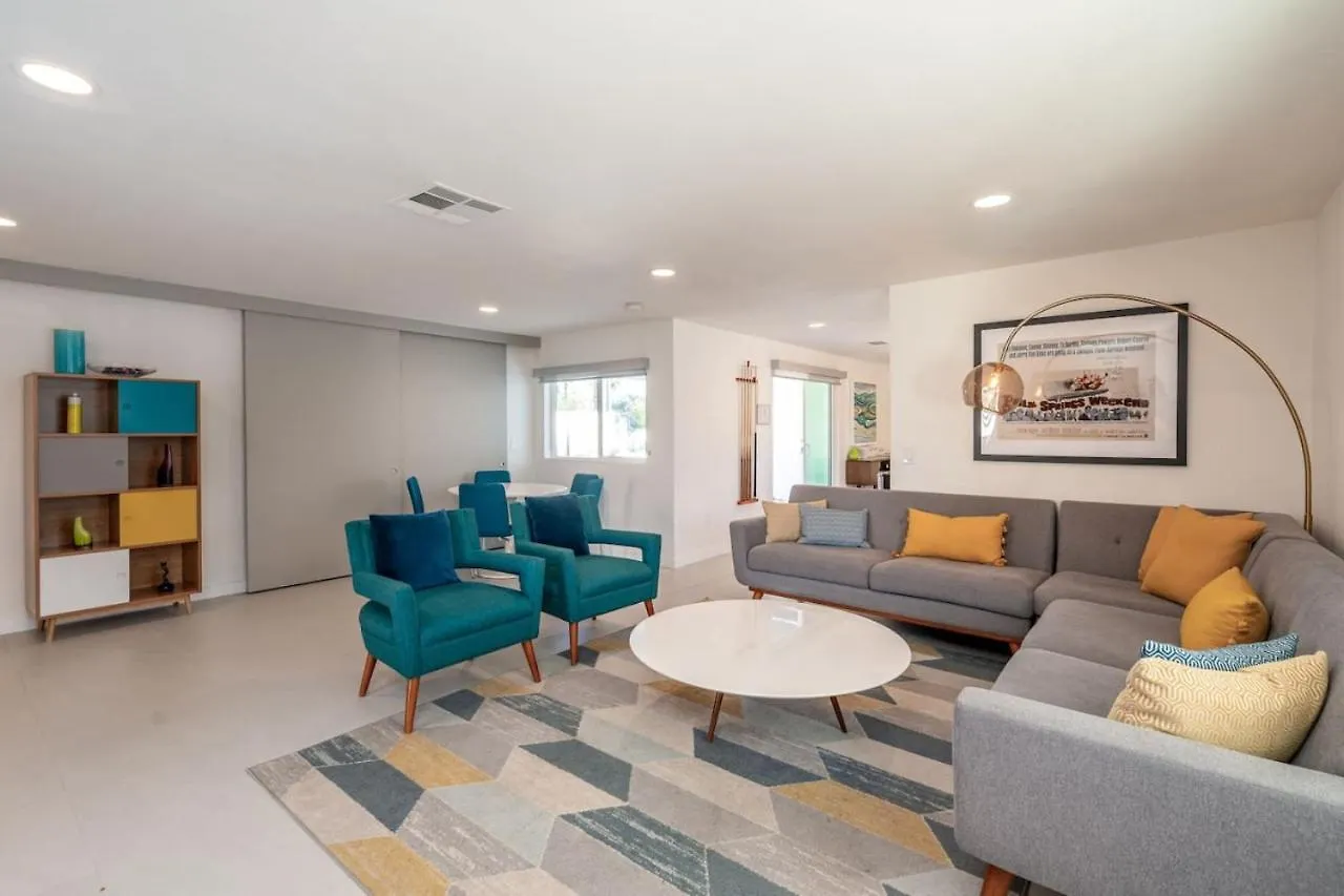 Villa Mosaic Vibrant Palm Springs Retreat Holiday home