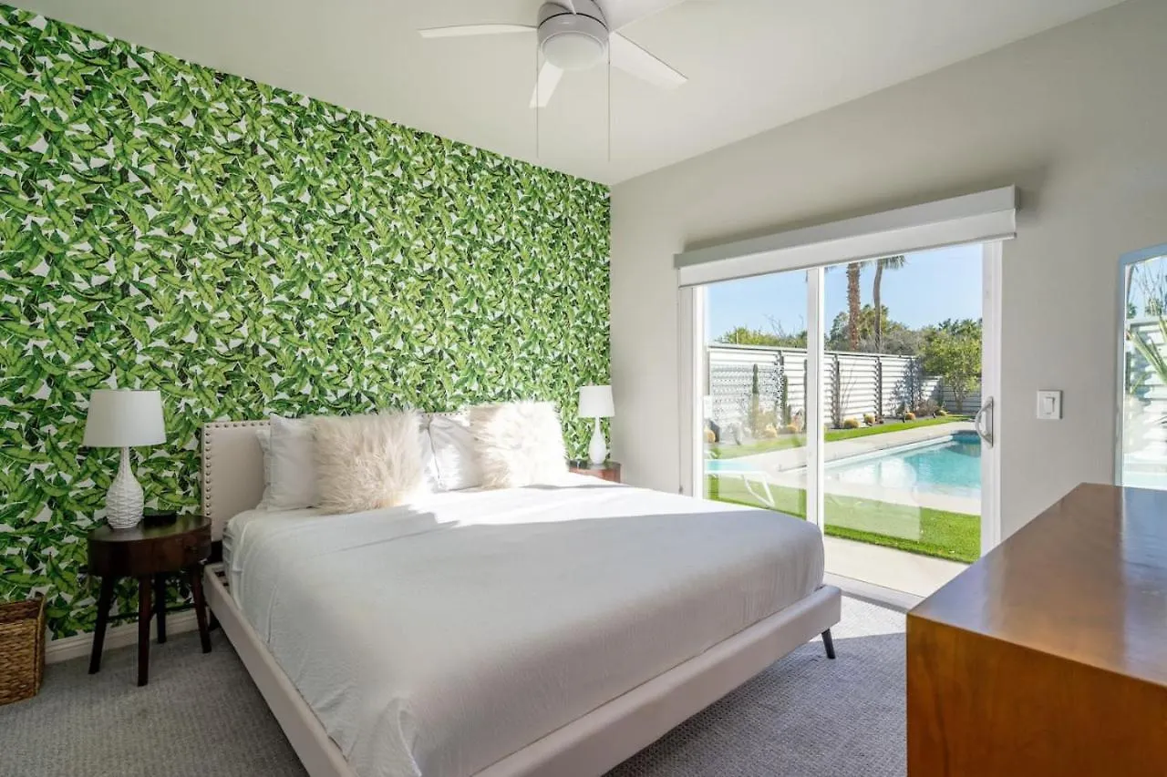 Villa Mosaic Vibrant Palm Springs Retreat 0*,