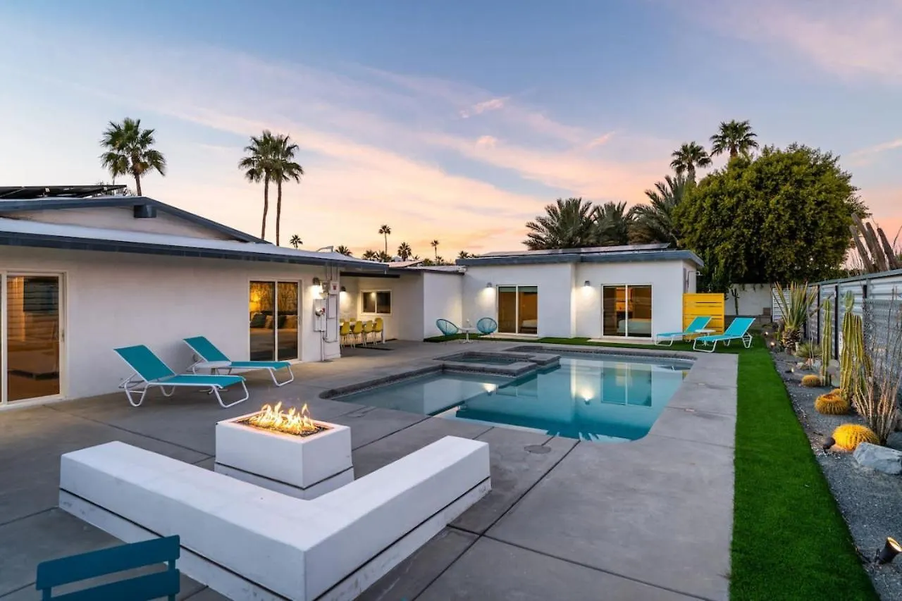 Holiday home Villa Mosaic Vibrant Palm Springs Retreat