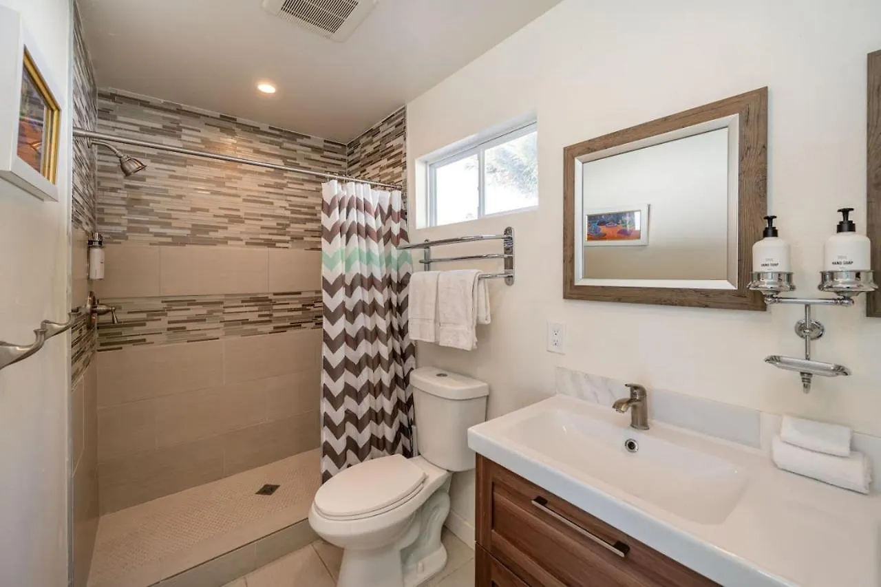 Villa Mosaic Vibrant Palm Springs Retreat Holiday home