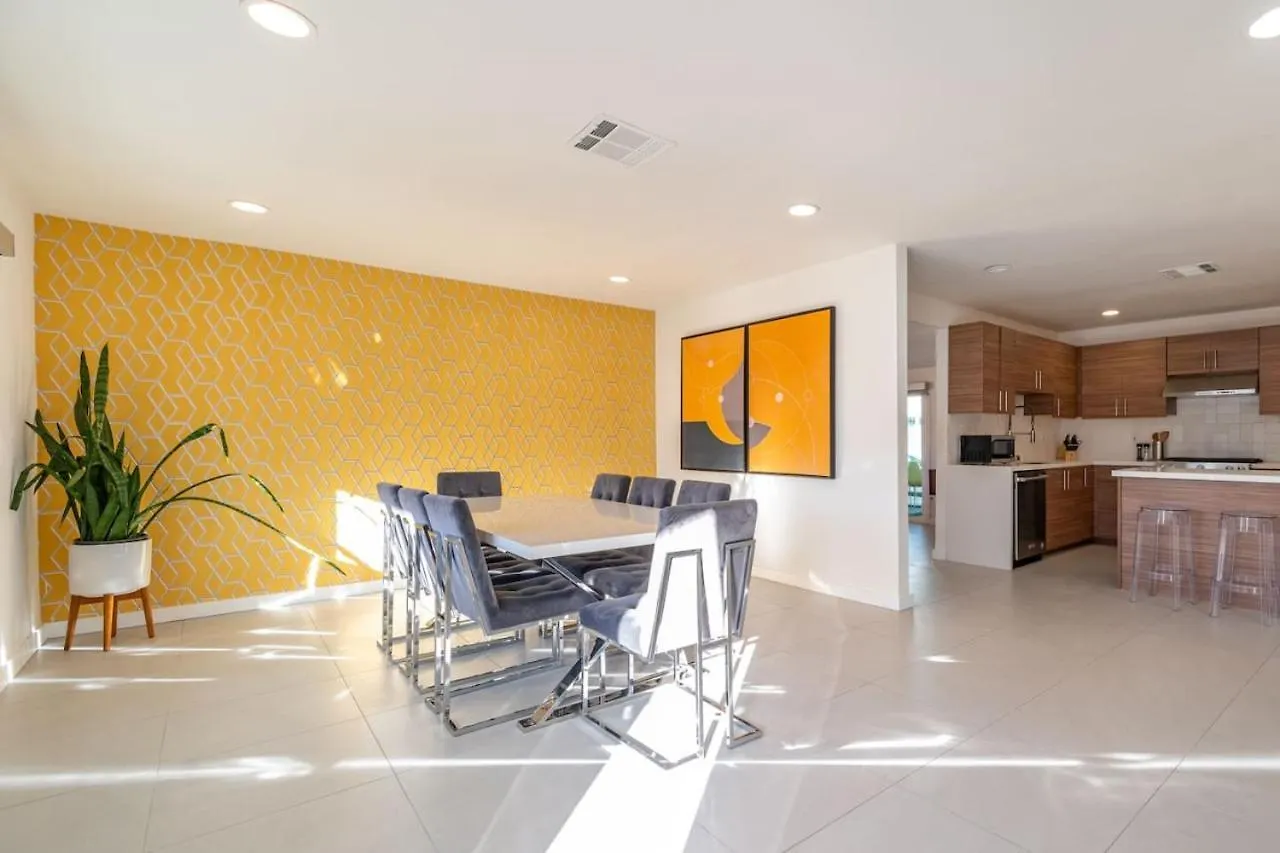 Holiday home Villa Mosaic Vibrant Palm Springs Retreat
